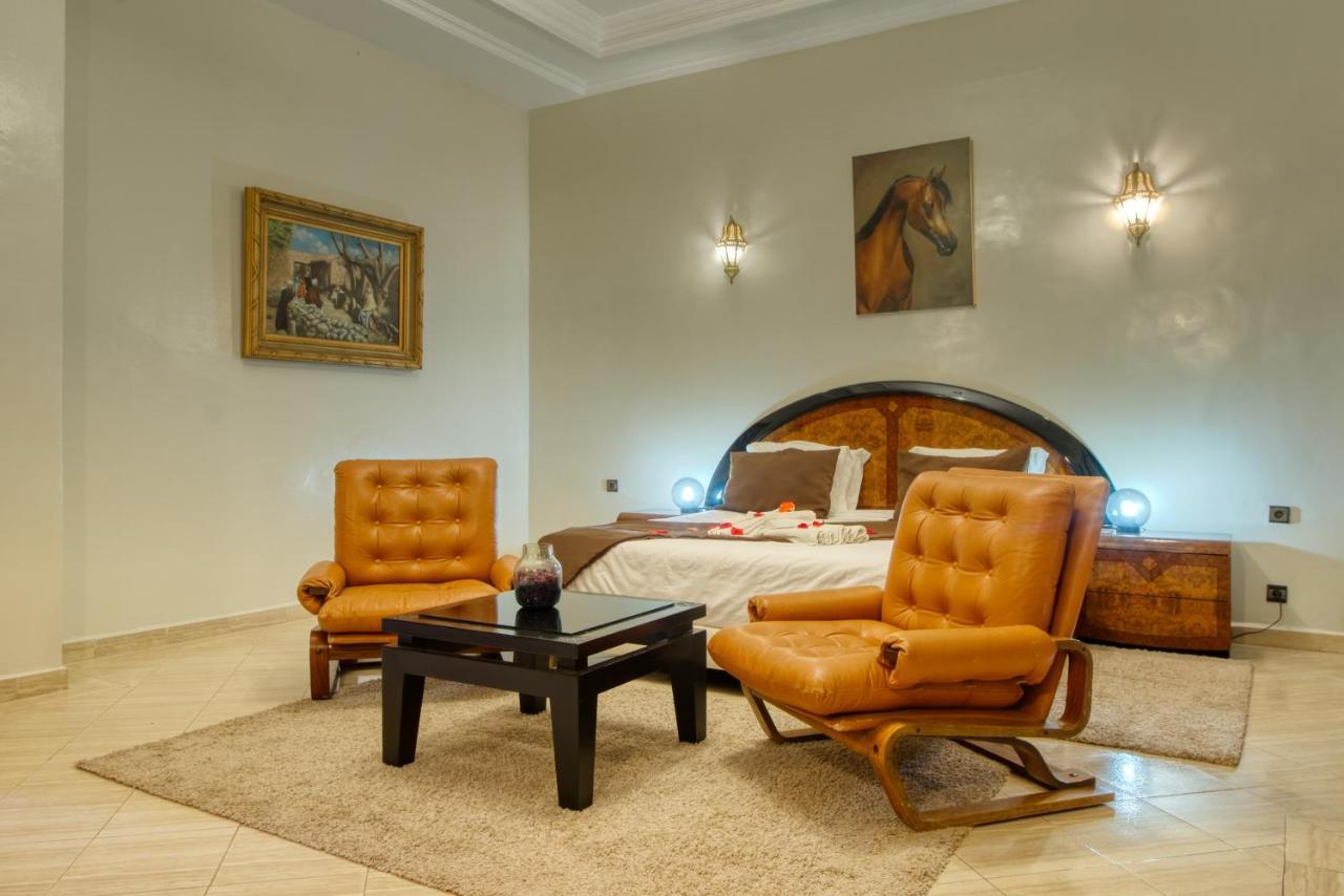 Villas 95 Appart'Hotel Lagouassem Ngoại thất bức ảnh